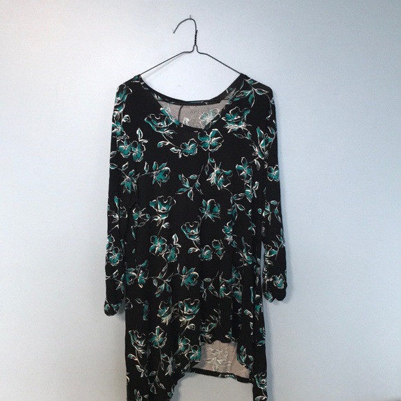 Apt 9 Long Black and Floral Dress Shirt- Final $ - Picture 4 of 4